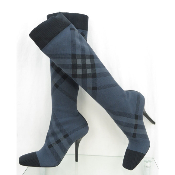 $1000 BURBERRY DOLMAN NAVY GRAY KNITTED CHECK KNEE HIGH HEEL SOCK BOOTS 37 - Picture 1 of 15